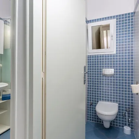 Apartman Stunning In With Kitchen Malinska